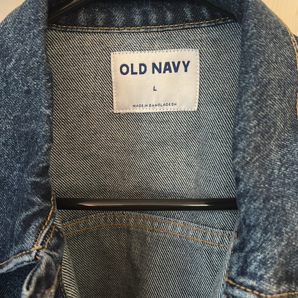 Women’s Jean jacket Old Navy size Large - Picture 2 of 3
